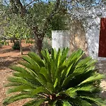 Trullo Tojo Dom wakacyjny *