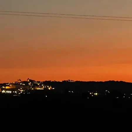 Trullo Tojo Dom wakacyjny Ostuni